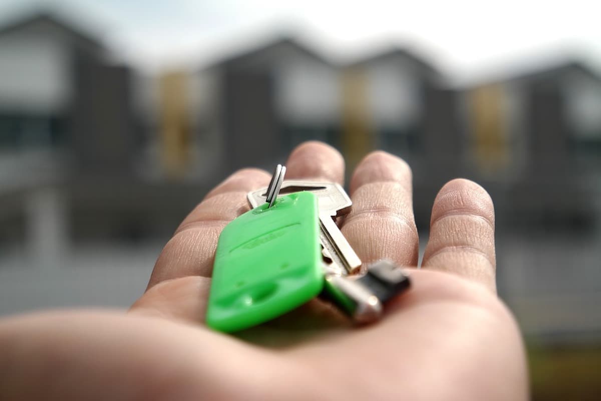 Cash-Out Refinance vs. HELOC: Which Is Better in 2026? | Wise Capital Mortgage